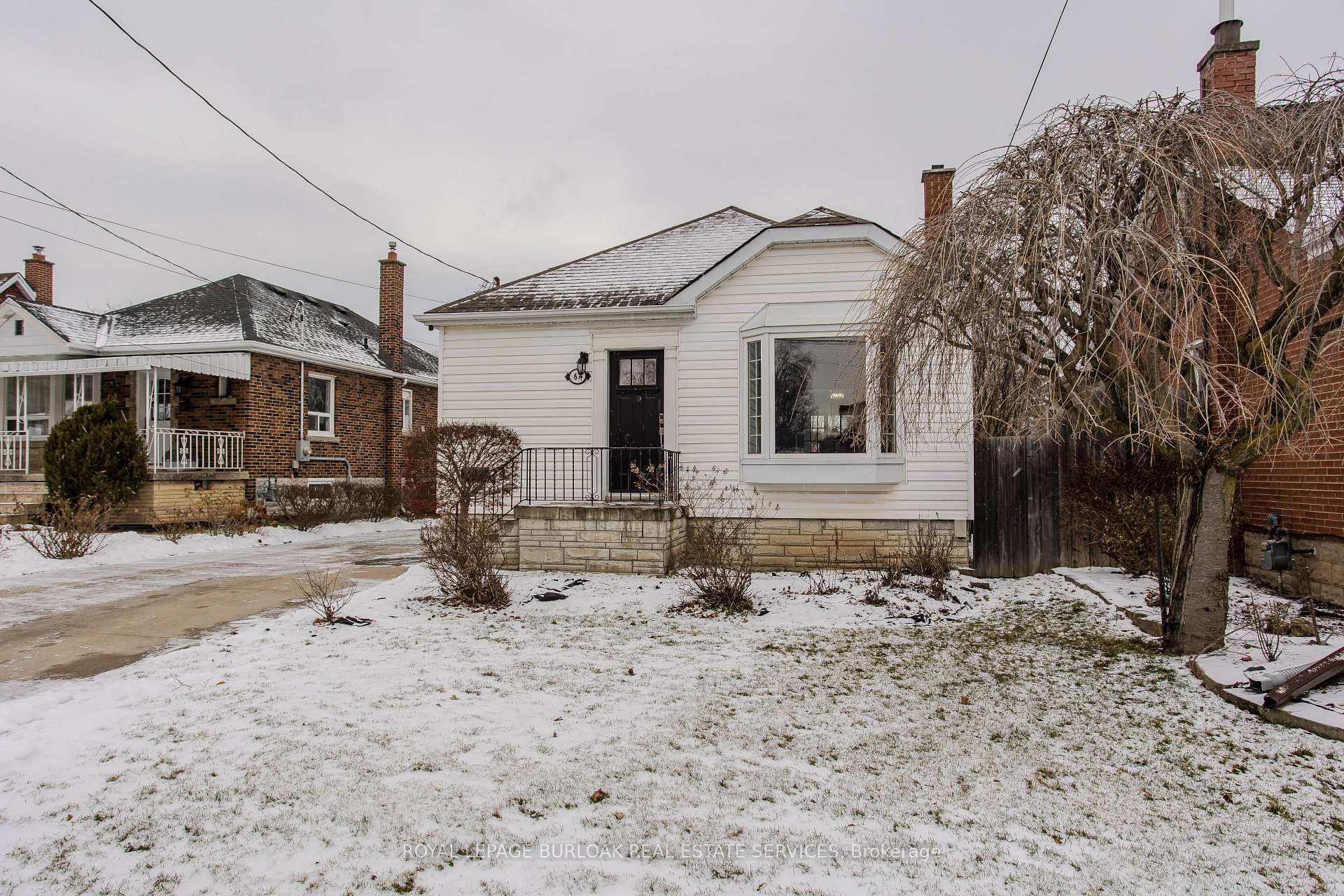 Photo 2 of 67 Dunkirk Drive, Hamilton, Rosedale — HOMEH