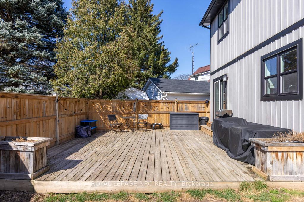 Photo 53 of 20 Jubilee Drive, St. Catharines, Carlton/Bunting — HOMEH