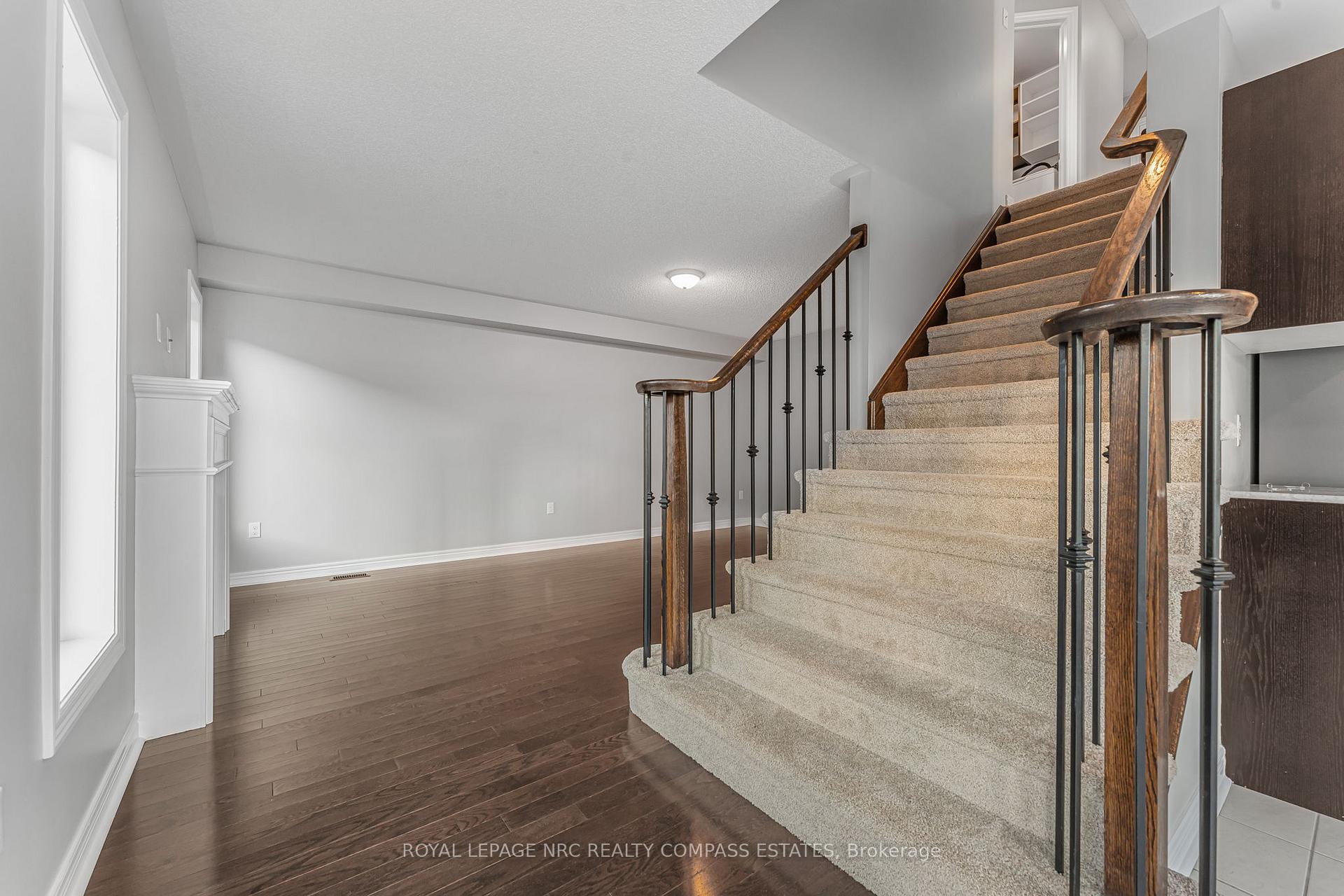 Photo 14 of 37 Colonel Lyall Street, St. Catharines, Secord Woods — HOMEH