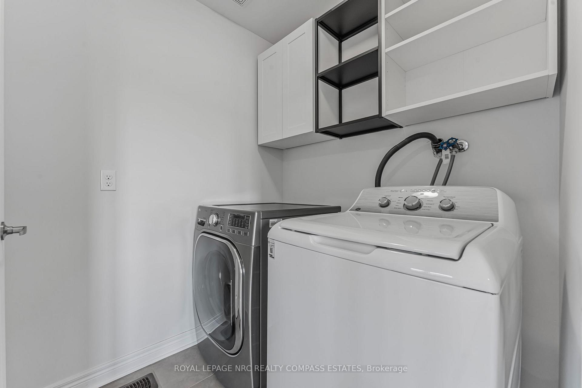 Photo 29 of 37 Colonel Lyall Street, St. Catharines, Secord Woods — HOMEH