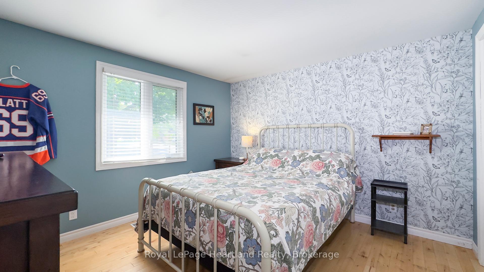 Photo 21 of 335 Oak Street, Goderich, Goderich (Town) — HOMEH