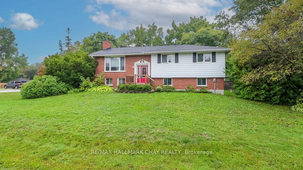 Photo 1 of 250 Superior Street, Clearview, Stayner — HOMEH