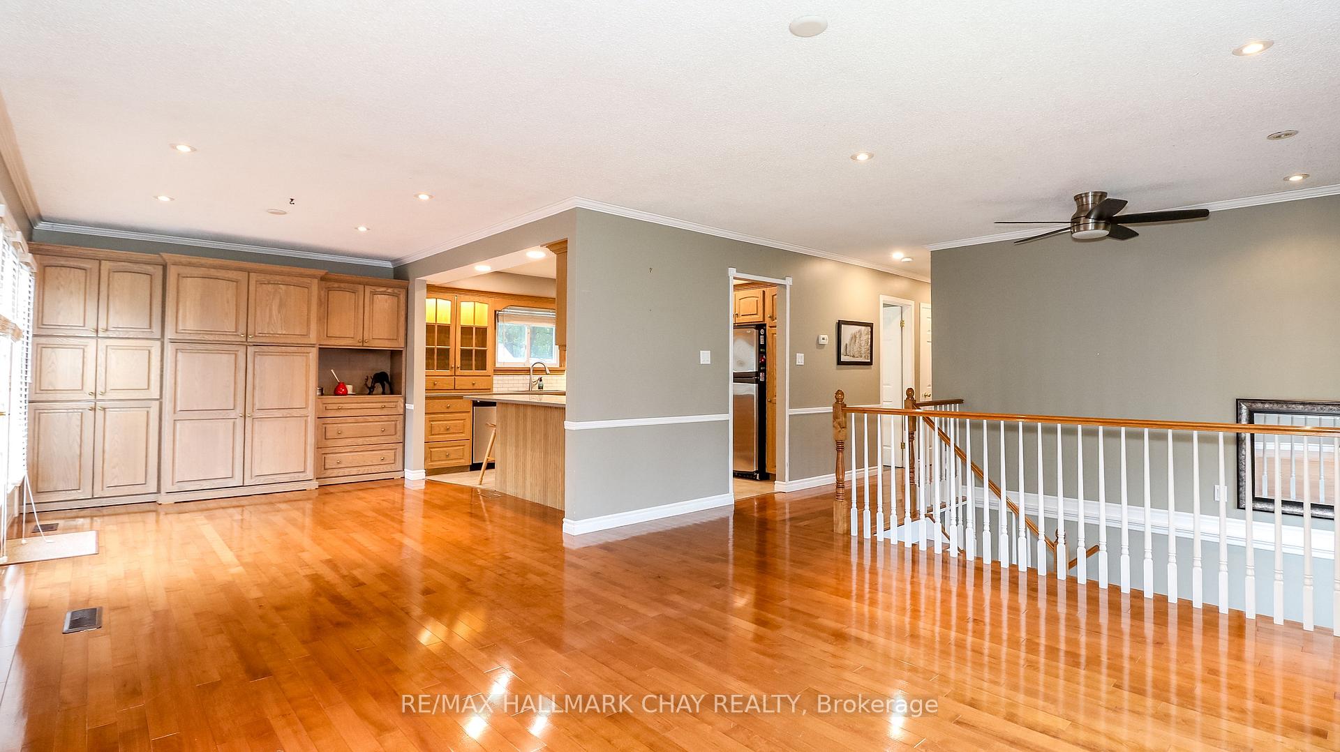 Photo 11 of 250 Superior Street, Clearview, Stayner — HOMEH