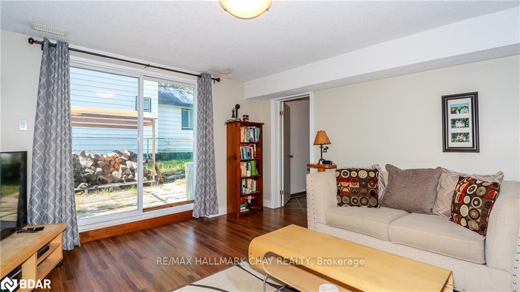 Photo 27 of 250 Superior Street, Clearview, Stayner — HOMEH