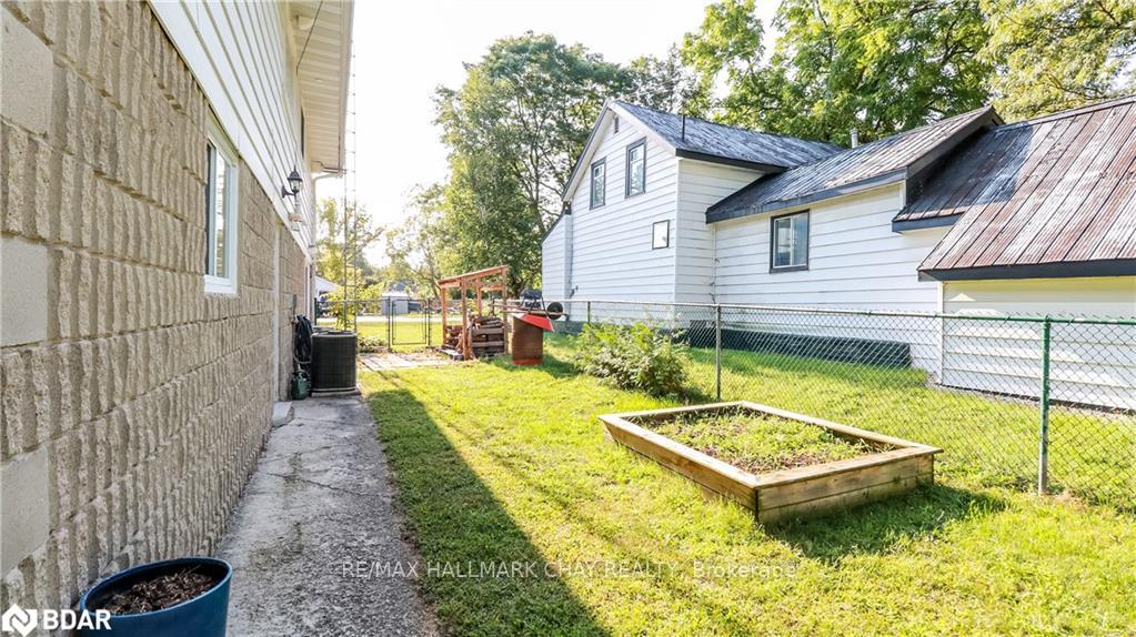 Photo 43 of 250 Superior Street, Clearview, Stayner — HOMEH