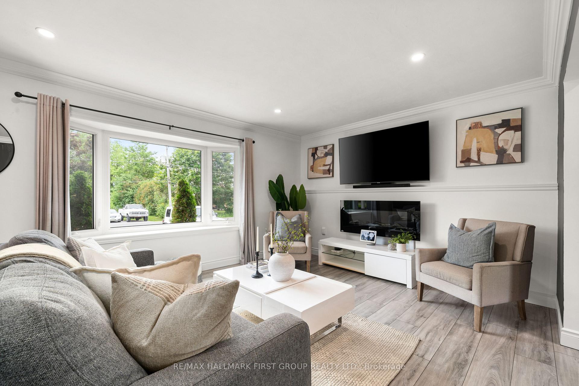 Photo 7 of 6 Orchard Avenue, Cobourg — HOMEH