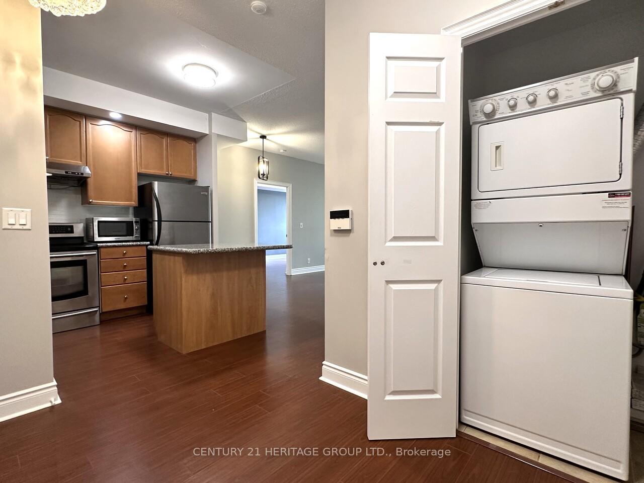 Photo 7 of Unit 132, 33 Cox Boulevard, Markham, Unionville — HOMEH