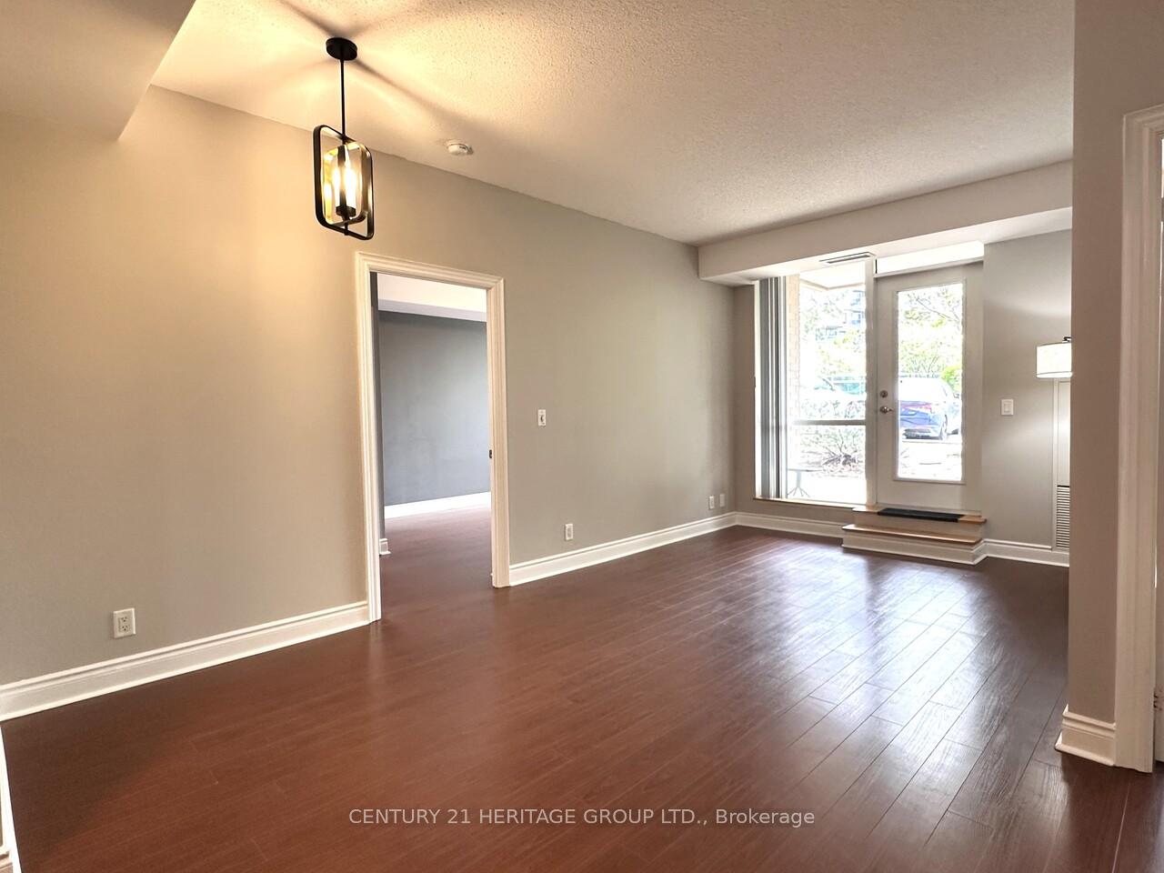 Photo 11 of Unit 132, 33 Cox Boulevard, Markham, Unionville — HOMEH
