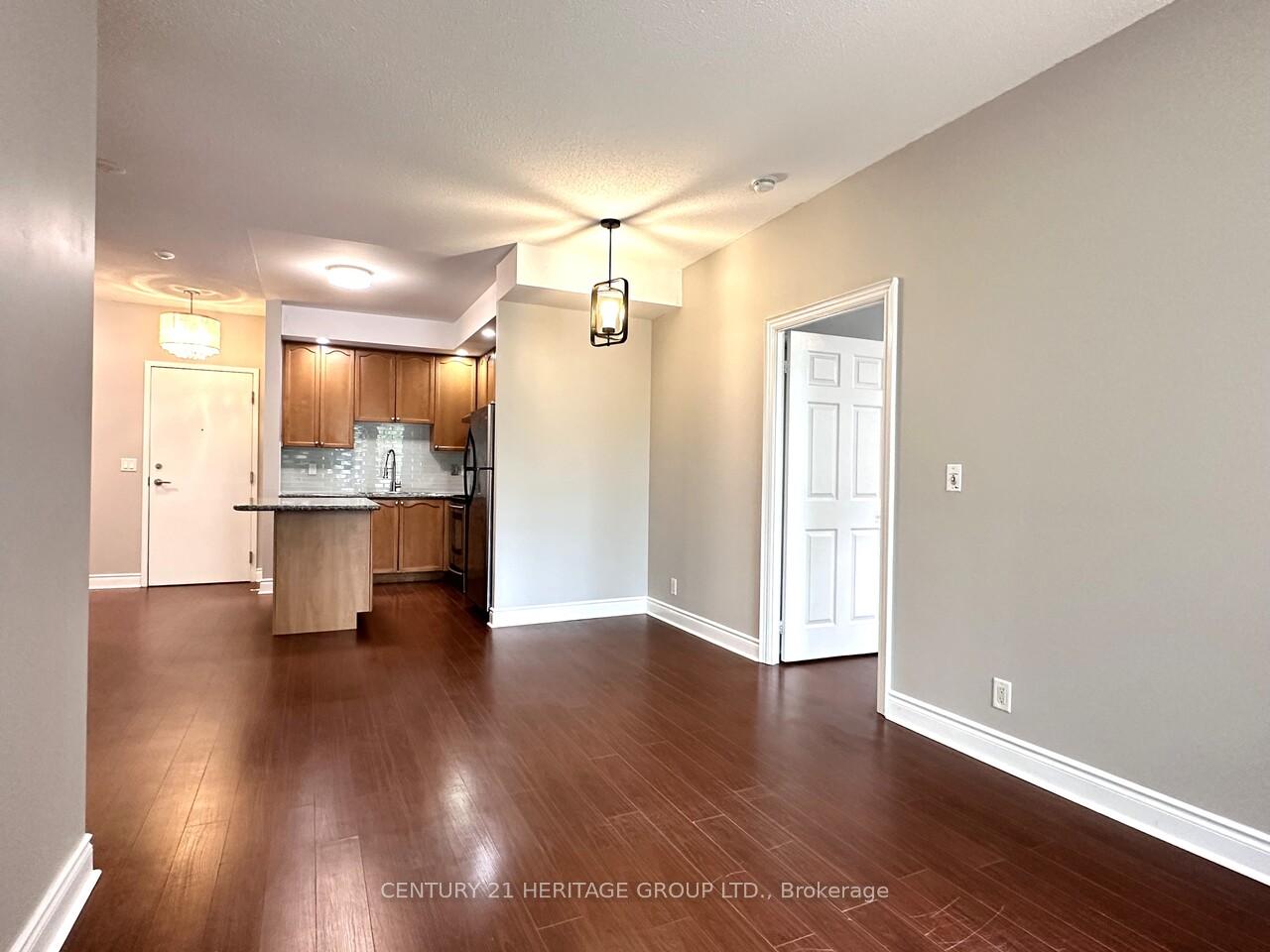 Photo 14 of Unit 132, 33 Cox Boulevard, Markham, Unionville — HOMEH