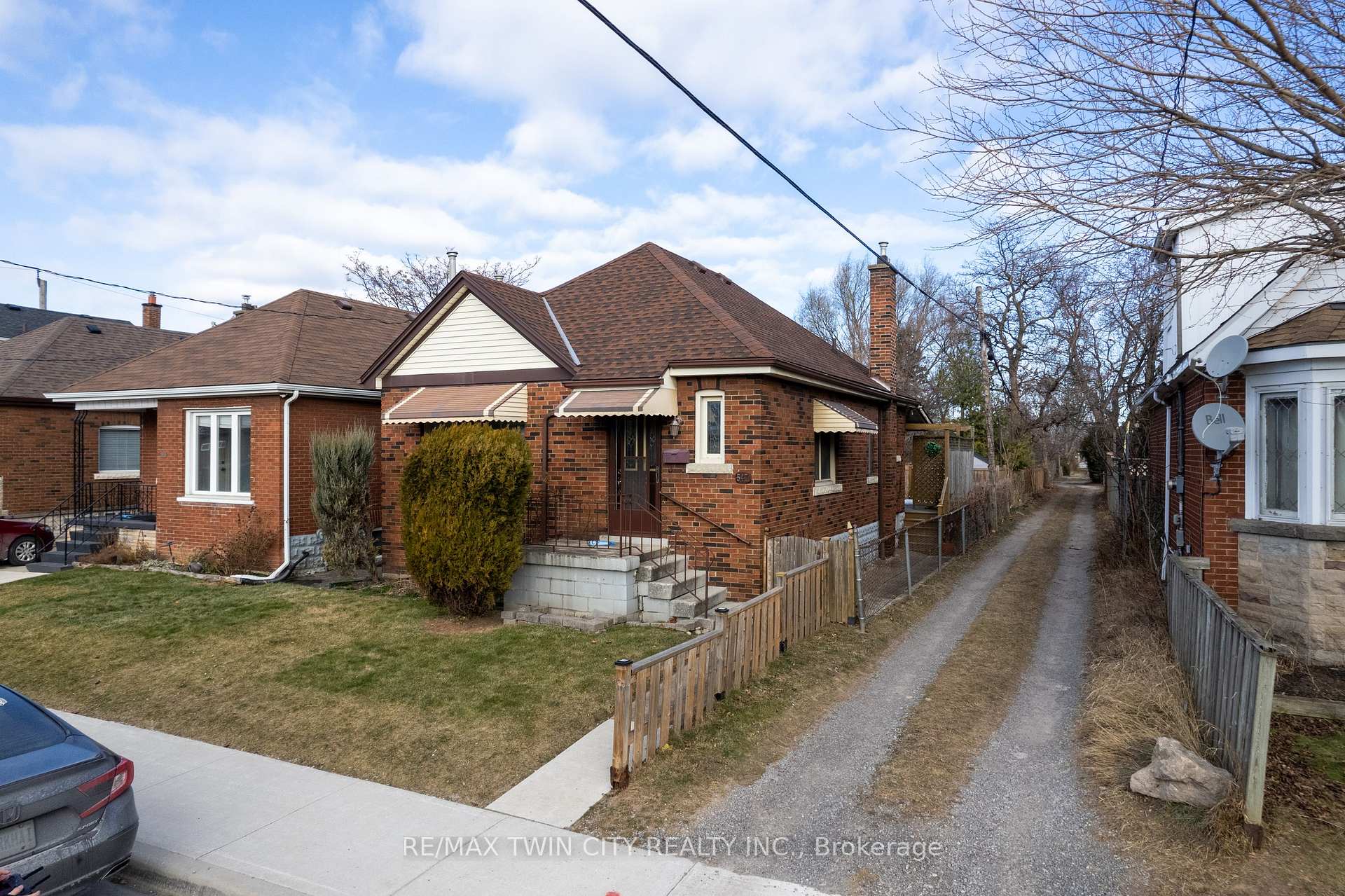 Photo 7 of 547 Roxborough Avenue, Hamilton, Homeside — HOMEH