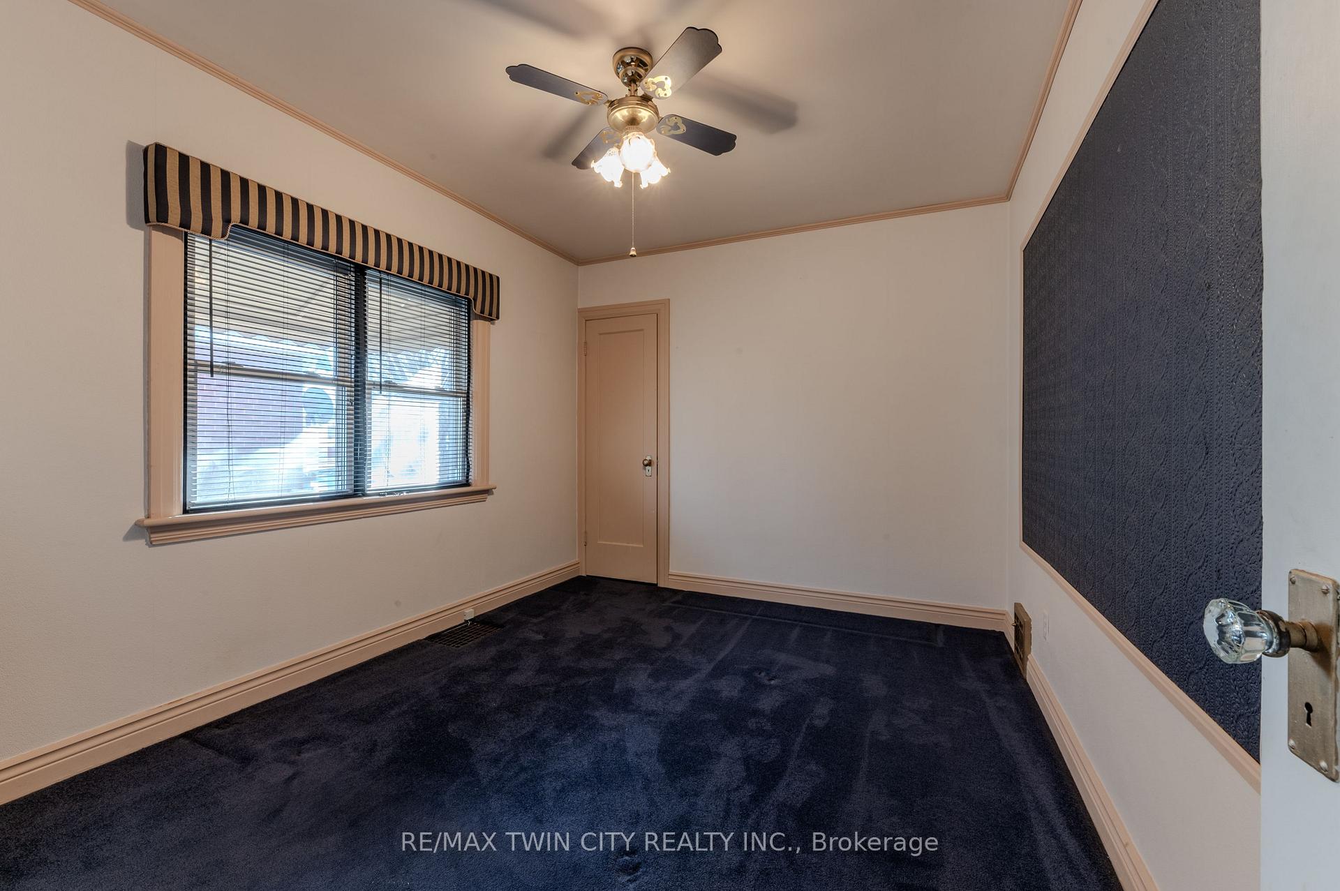 Photo 17 of 547 Roxborough Avenue, Hamilton, Homeside — HOMEH