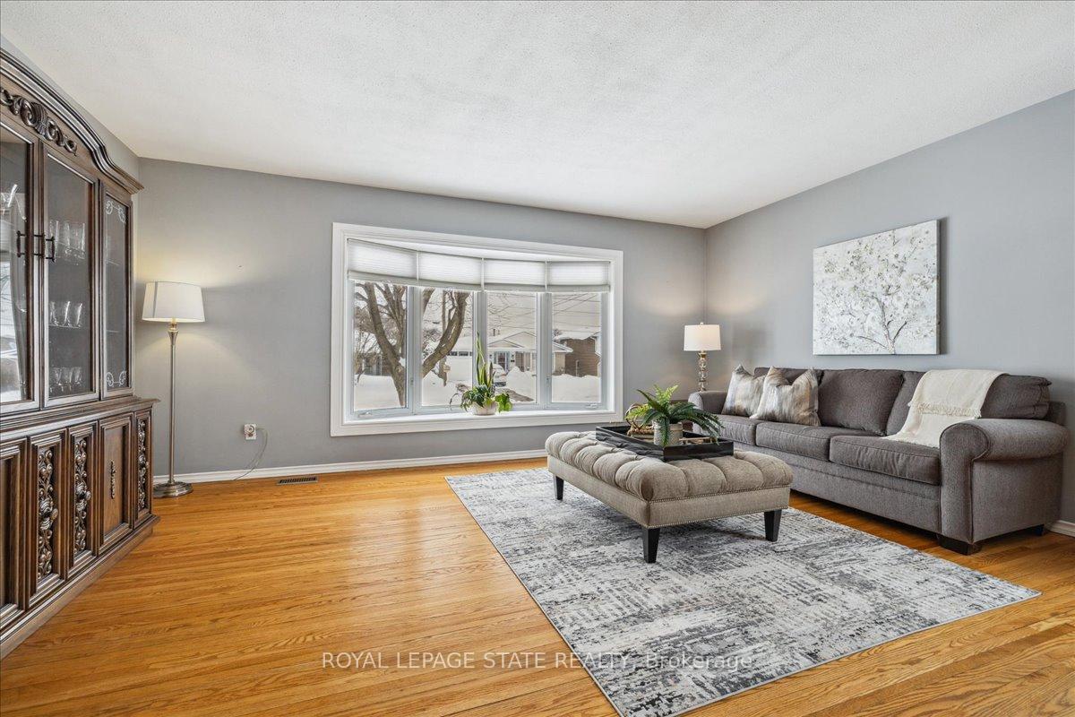 Photo 34 of 34 Grande Avenue, Hamilton, Stoney Creek — HOMEH