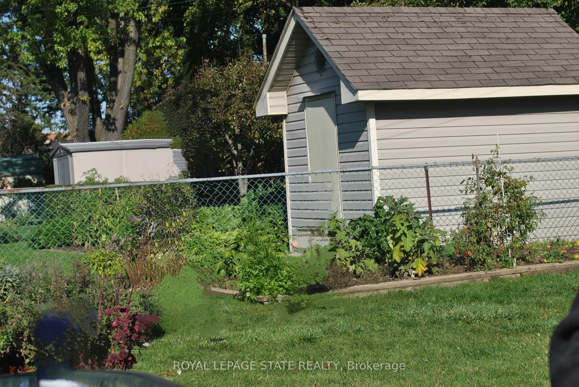 Photo 84 of 34 Grande Avenue, Hamilton, Stoney Creek — HOMEH