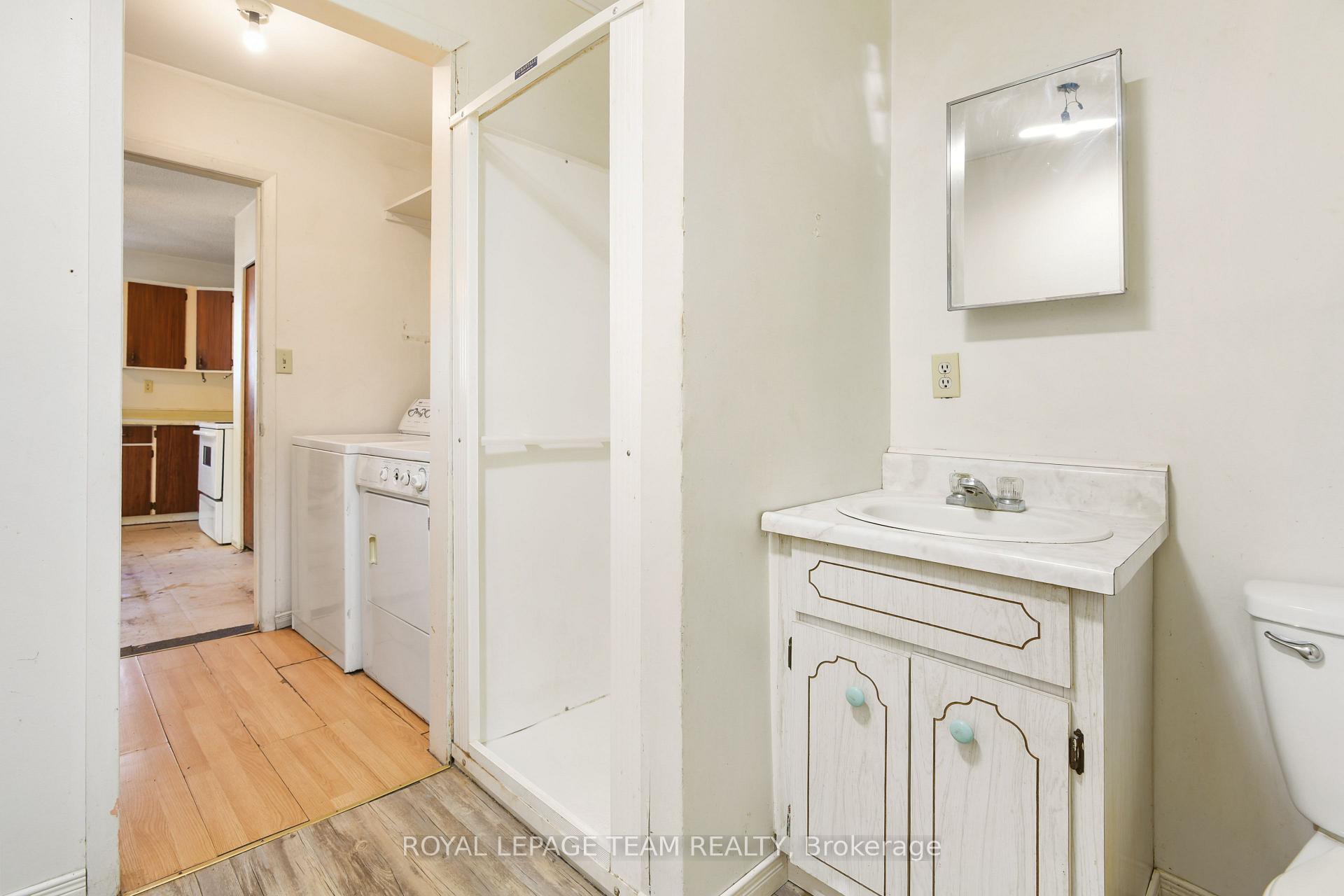 Photo 14 of 161 Rivington Street, Ottawa, Carp — HOMEH