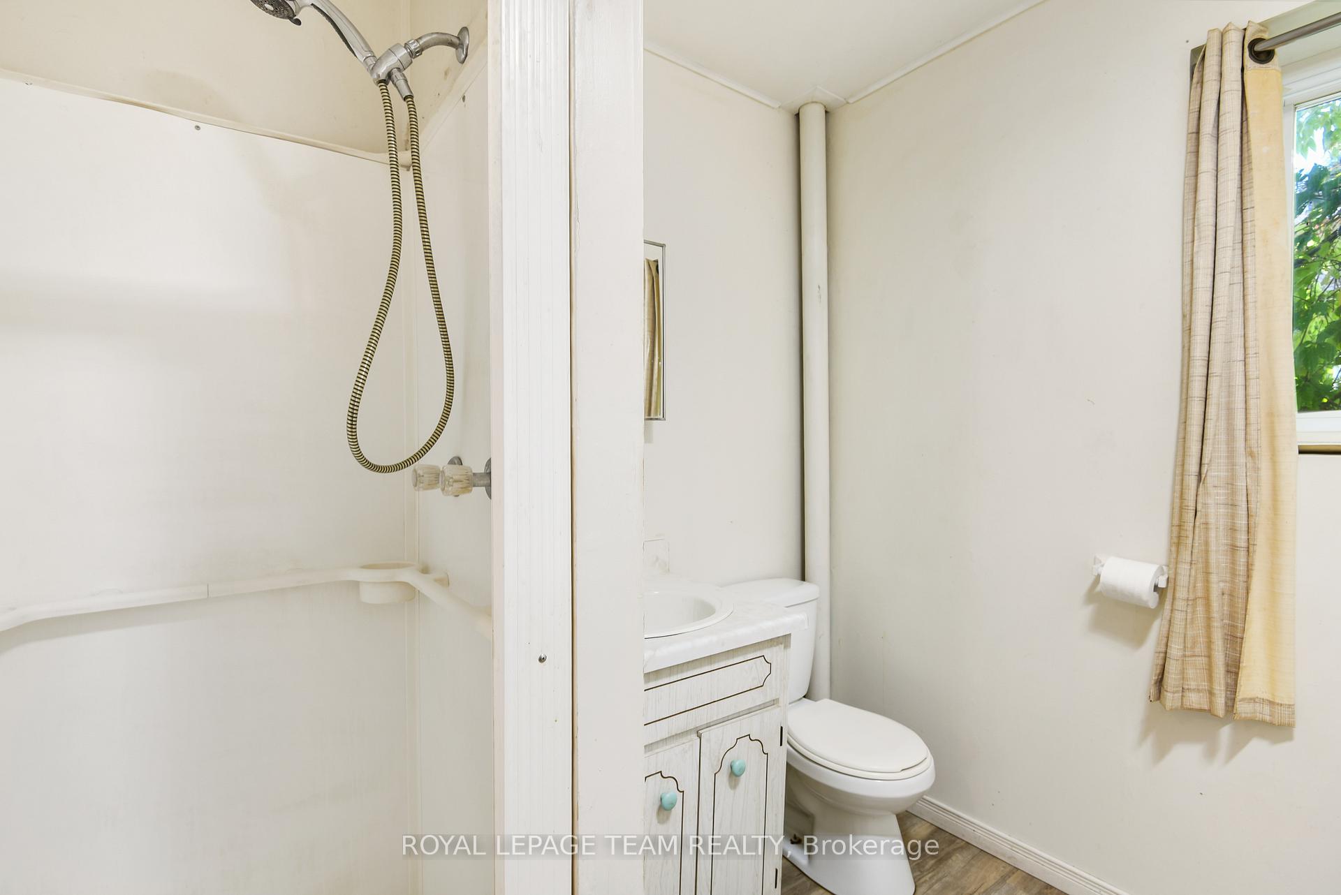 Photo 15 of 161 Rivington Street, Ottawa, Carp — HOMEH