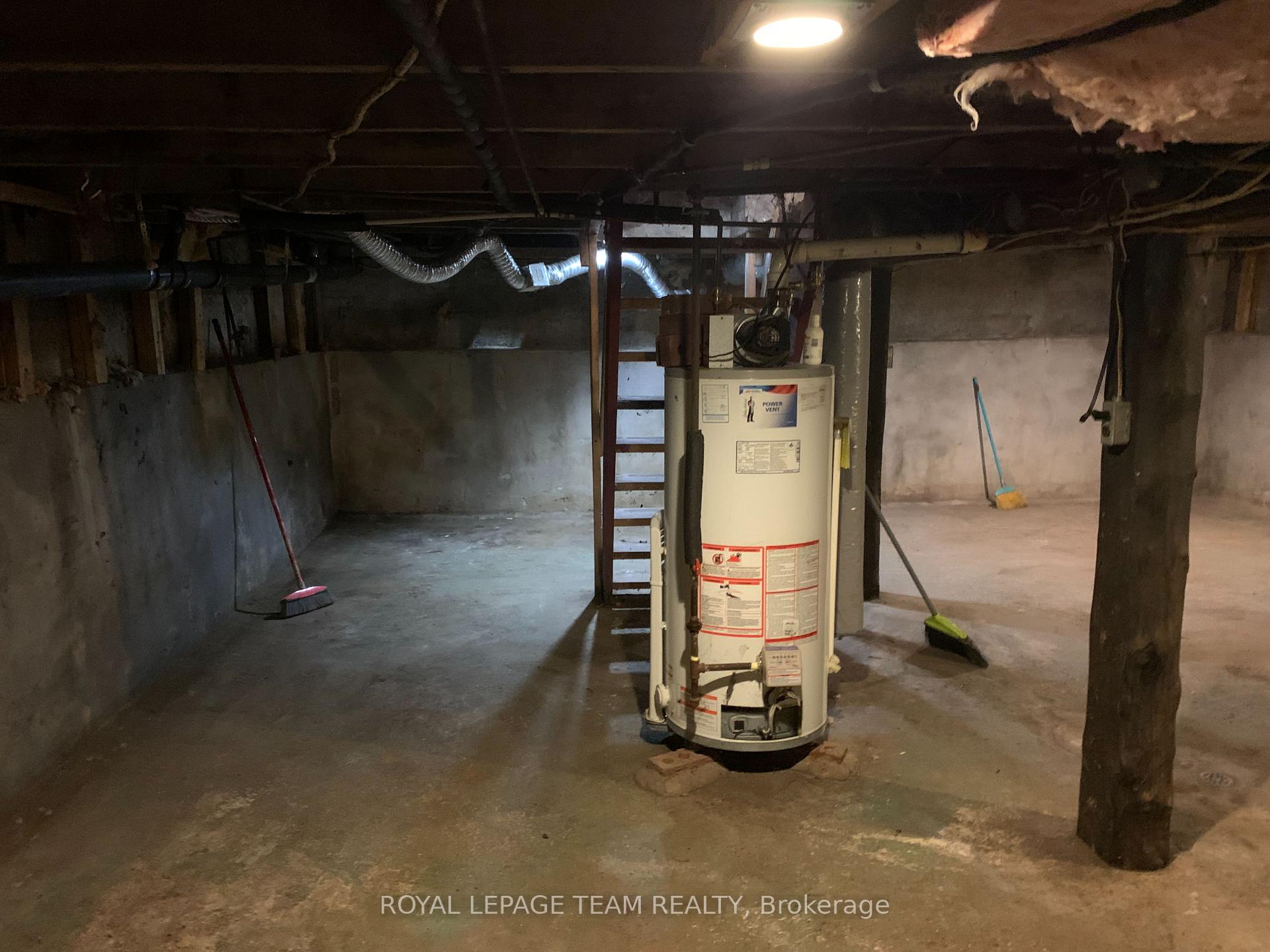 Photo 30 of 161 Rivington Street, Ottawa, Carp — HOMEH