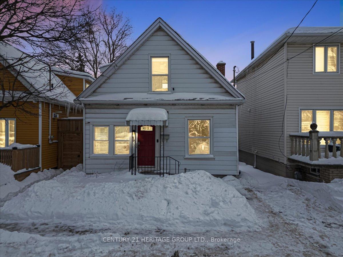 Photo 1 of 39 East 27th Street, Hamilton, Eastmount — HOMEH