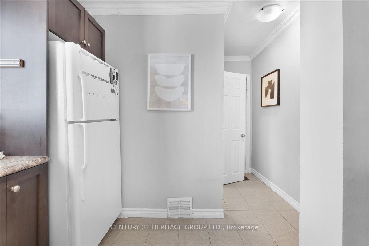 Photo 15 of 39 East 27th Street, Hamilton, Eastmount — HOMEH