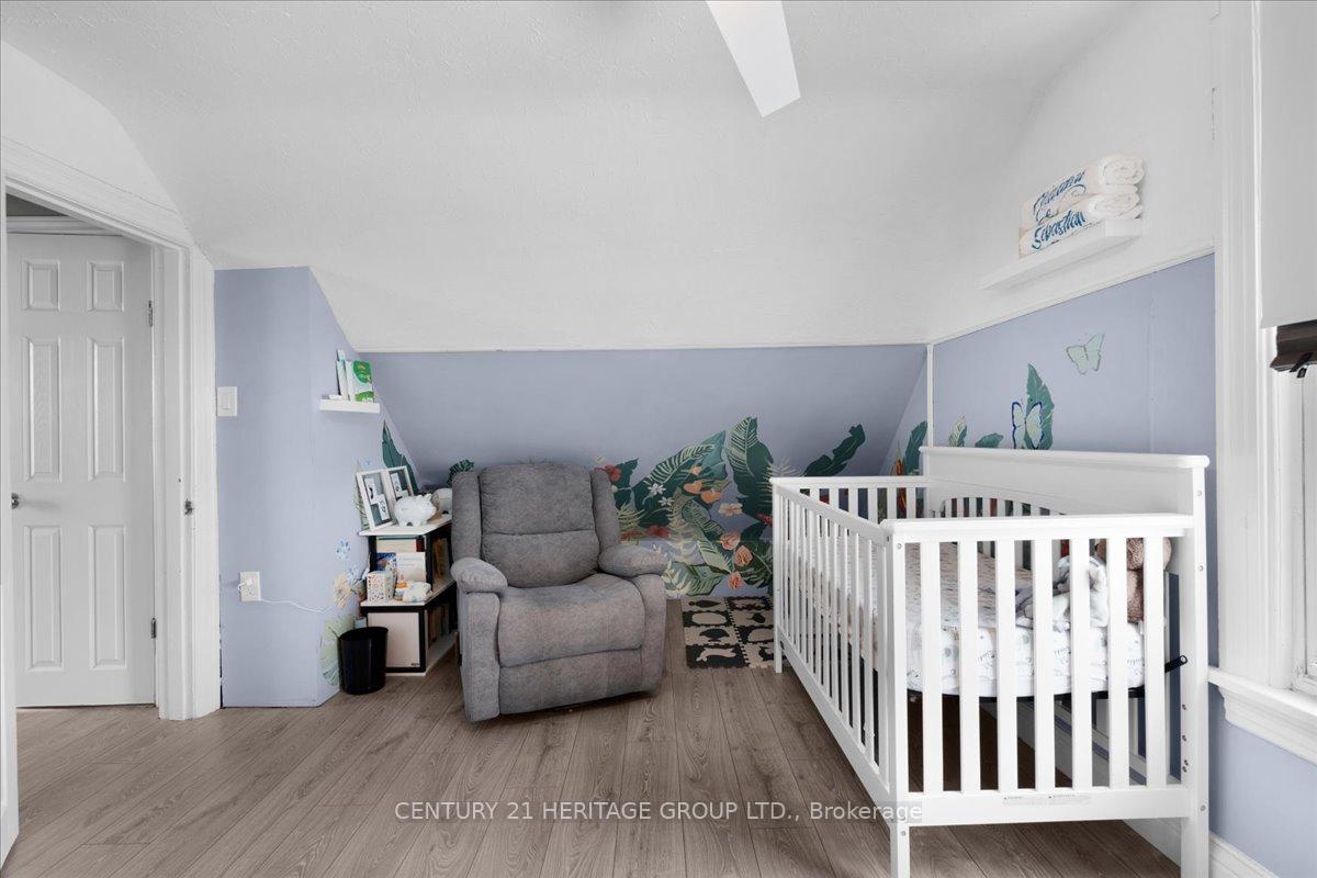 Photo 30 of 39 East 27th Street, Hamilton, Eastmount — HOMEH
