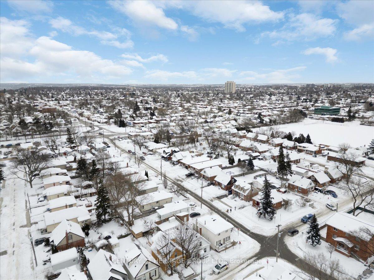 Photo 36 of 39 East 27th Street, Hamilton, Eastmount — HOMEH