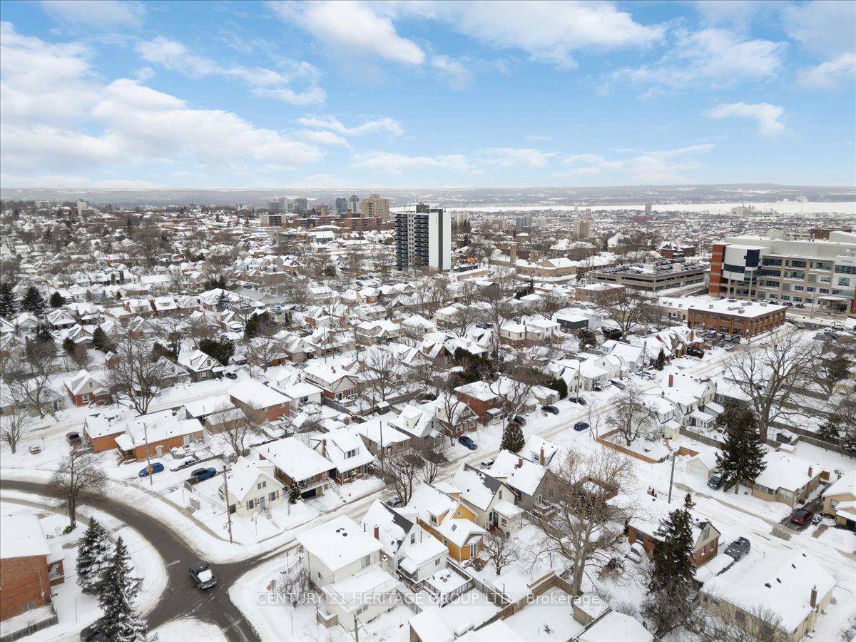 Photo 40 of 39 East 27th Street, Hamilton, Eastmount — HOMEH