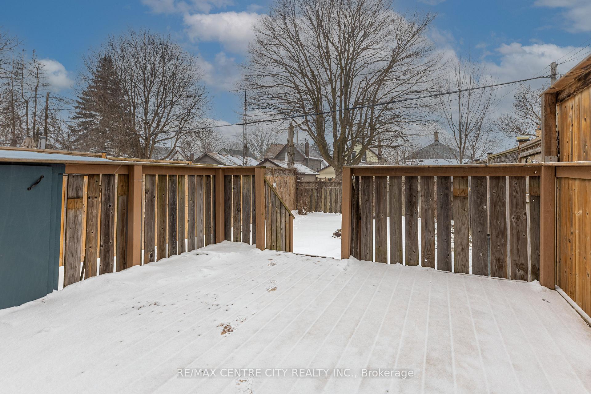 Photo 23 of 82 Manitoba Street, St. Thomas — HOMEH