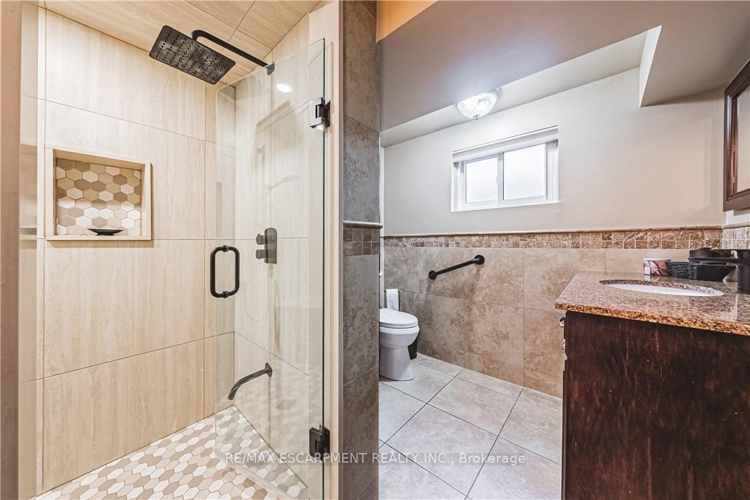 Photo 30 of 153 Ravenbury Drive, Hamilton, Randall — HOMEH