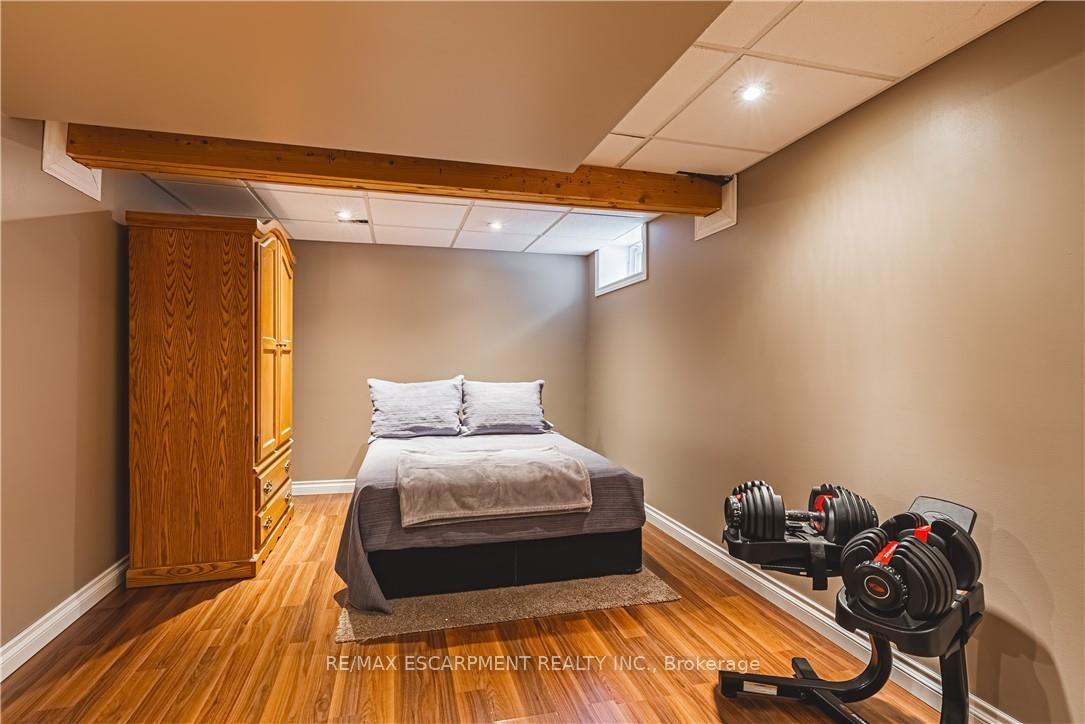 Photo 32 of 153 Ravenbury Drive, Hamilton, Randall — HOMEH