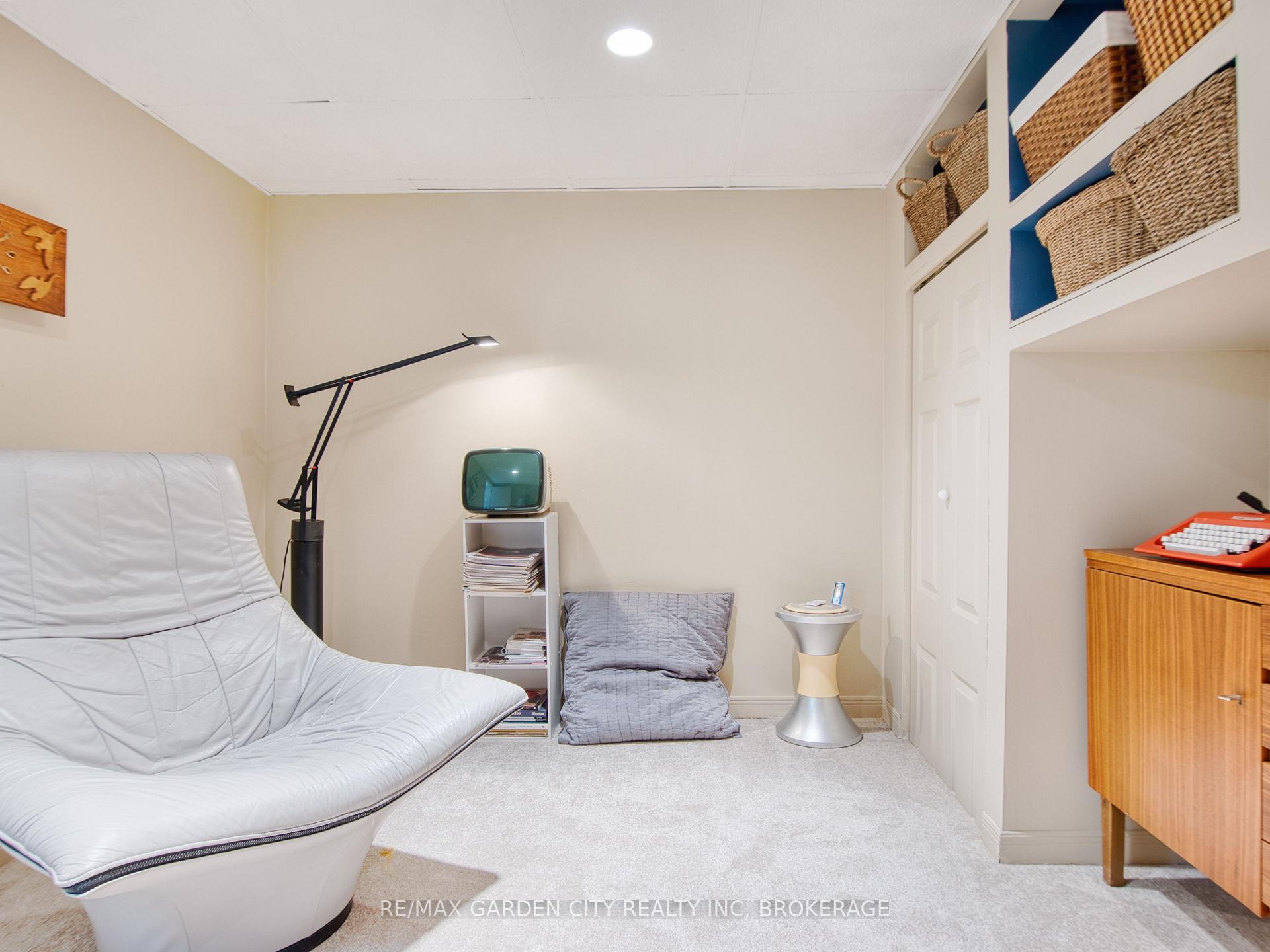 Photo 57 of 13 Shetland Crescent, St. Catharines, E. Chester — HOMEH