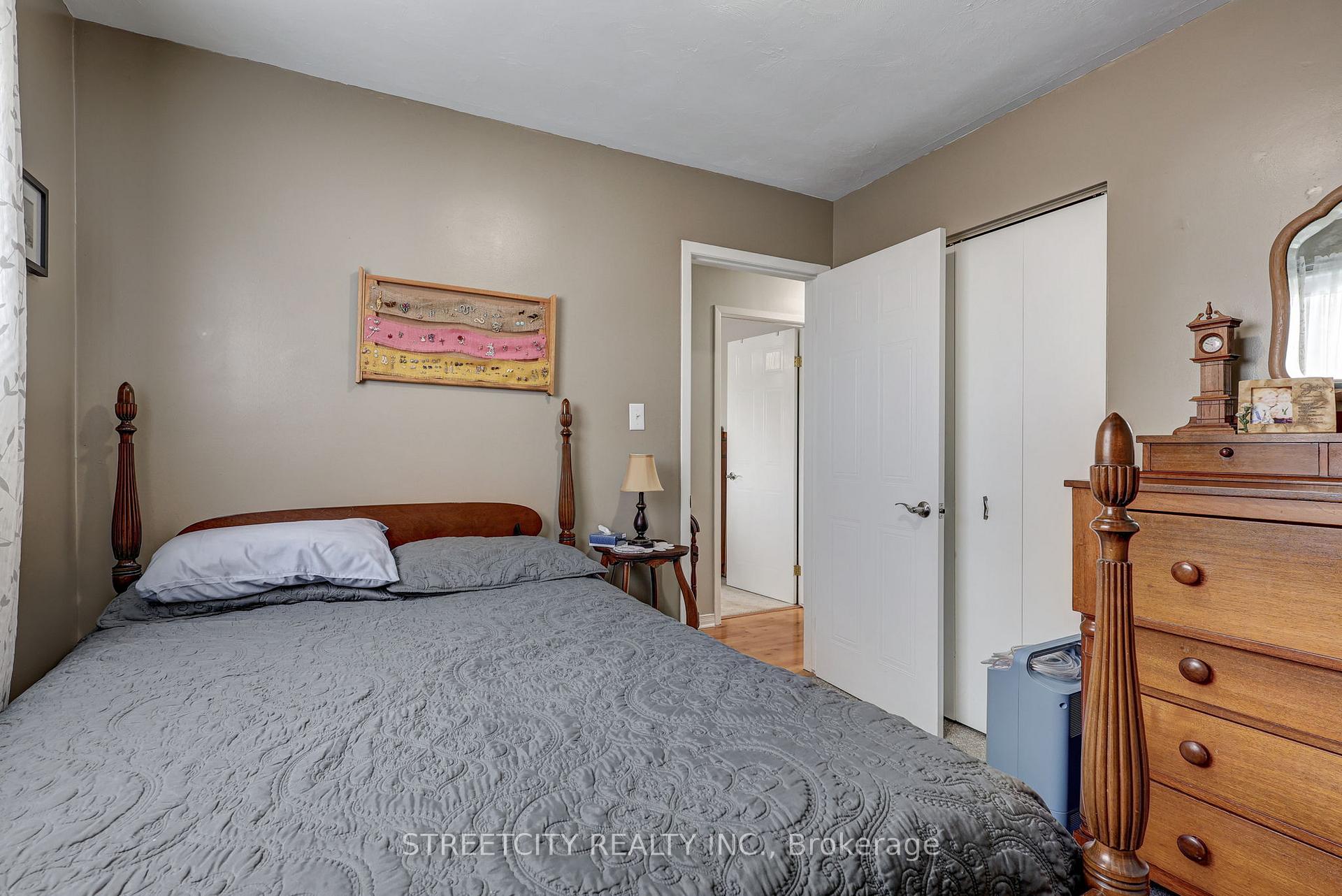 Photo 22 of 123 Lawrence Avenue, St. Thomas — HOMEH