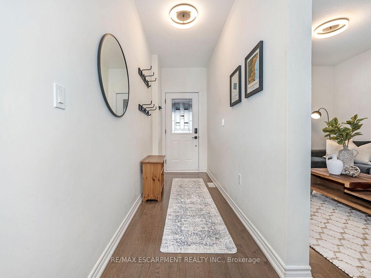Photo 3 of 218 Cumberland Avenue, Hamilton, St. Clair — HOMEH