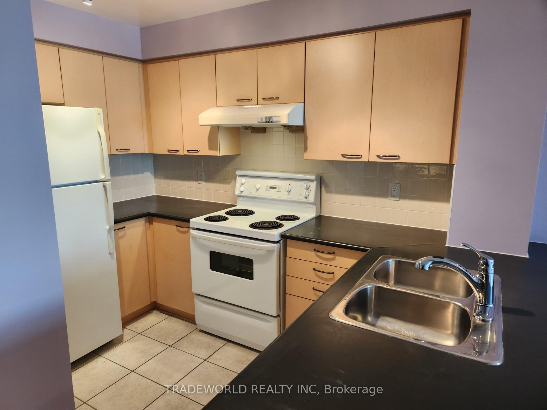 Photo 4 of Unit 608, 48 Suncrest Boulevard, Markham, Commerce Valley — HOMEH