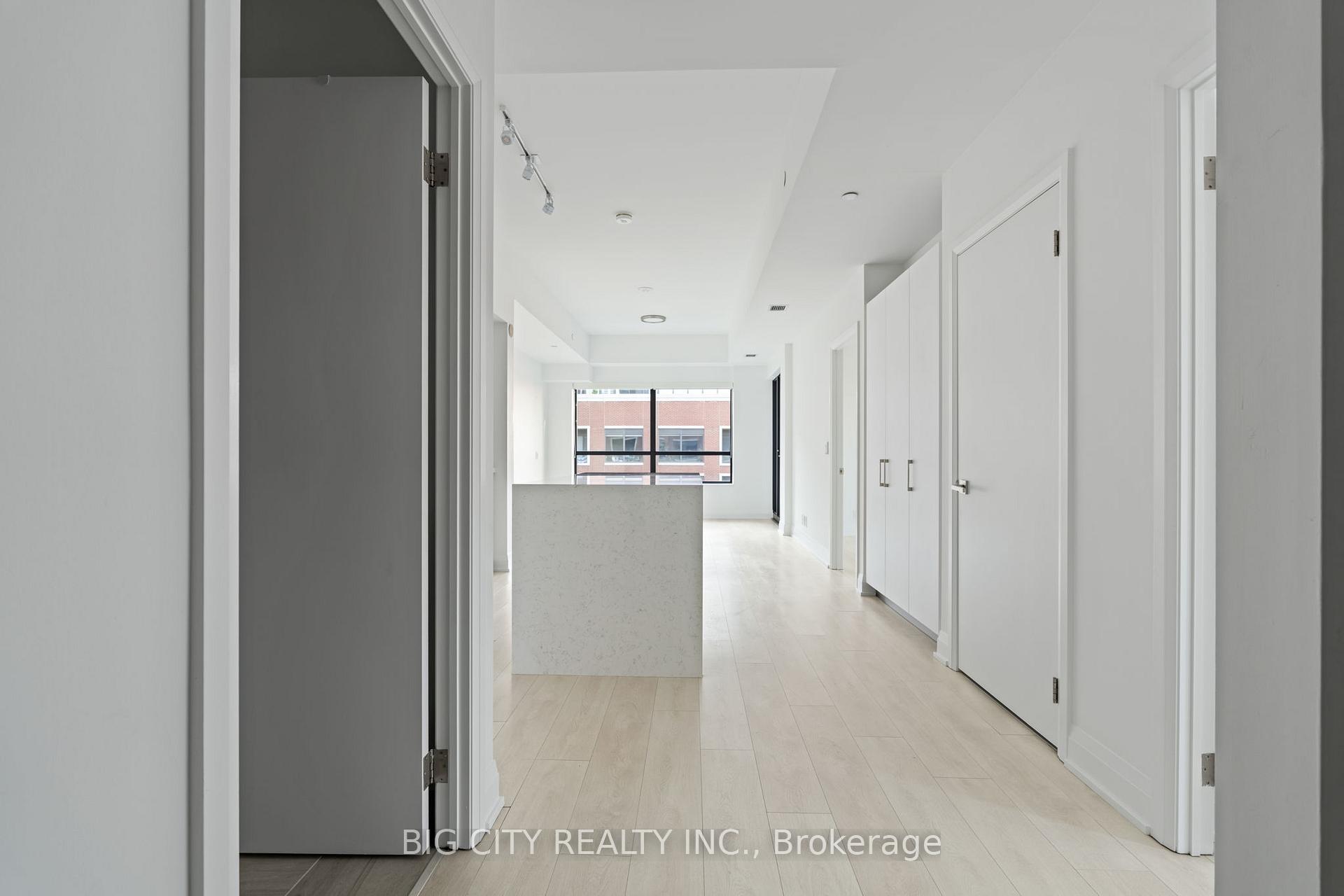 Photo 3 of Unit 605, 33 Frederick Todd Way, Toronto, Thorncliffe Park — HOMEH
