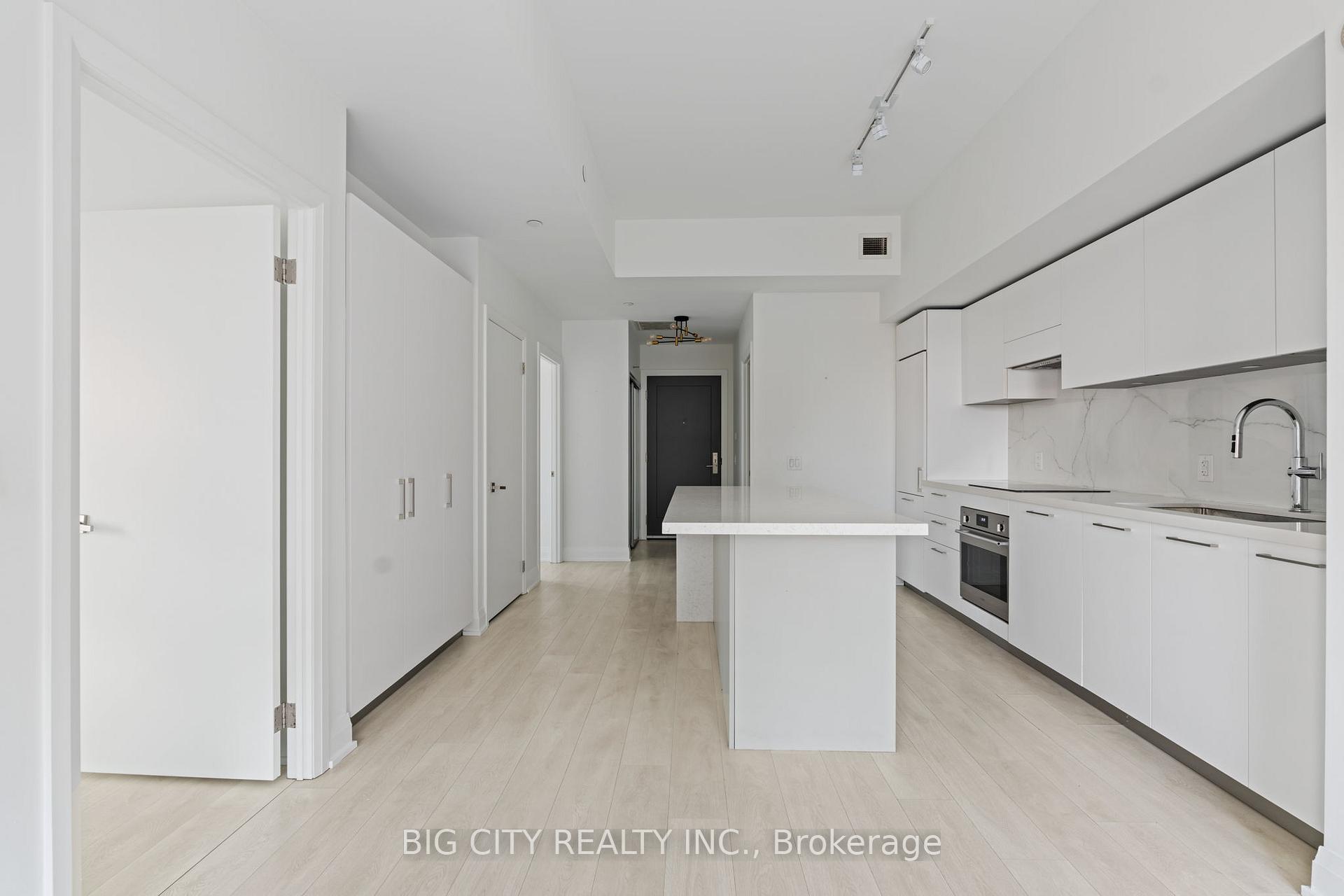 Photo 7 of Unit 605, 33 Frederick Todd Way, Toronto, Thorncliffe Park — HOMEH