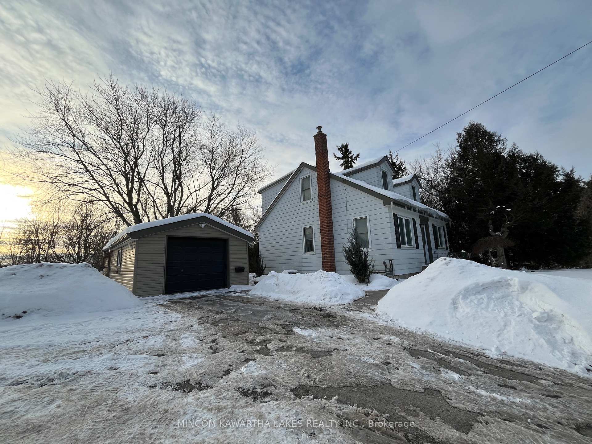 Photo 33 of 129 County Rd 4, Douro-Dummer — HOMEH