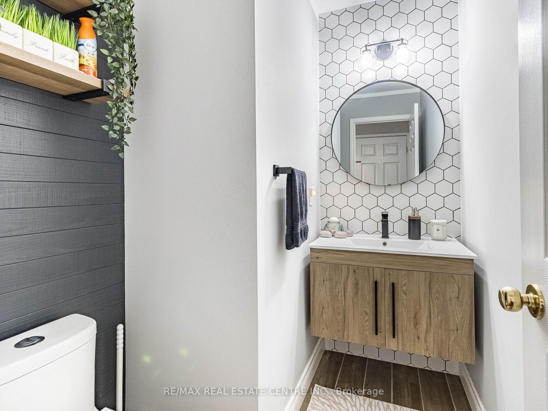 Photo 7 of 54 Hillcroft Drive, Hamilton, Stoney Creek — HOMEH