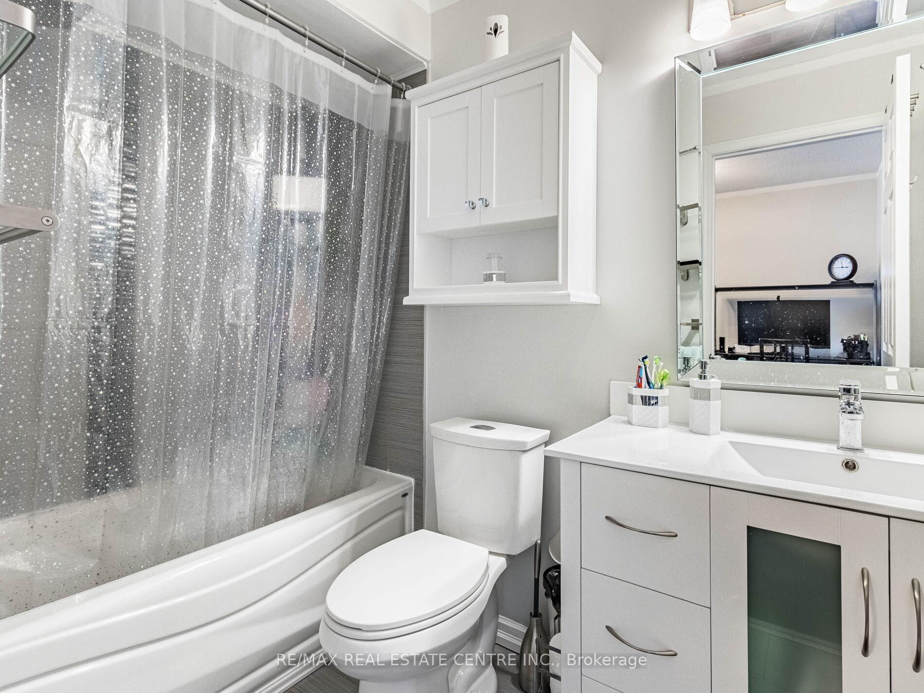 Photo 24 of 54 Hillcroft Drive, Hamilton, Stoney Creek — HOMEH