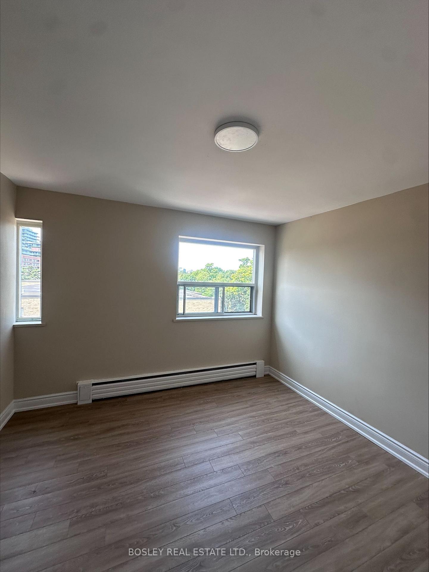 Photo 10 of Unit 605, 972 Eglinton Avenue E, Toronto, Leaside — HOMEH