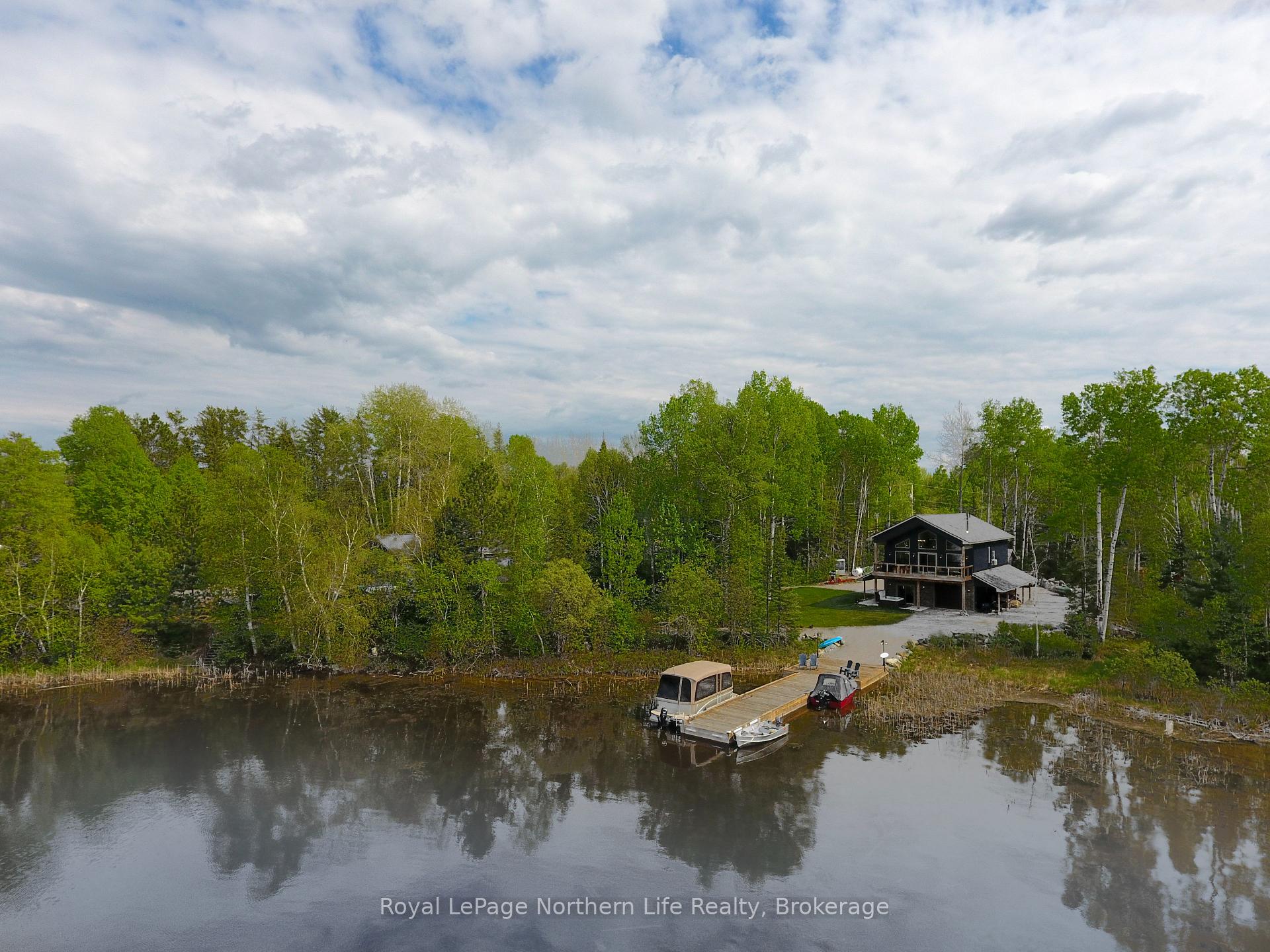 Photo 37 of 56 White Bear Court, Temagami — HOMEH
