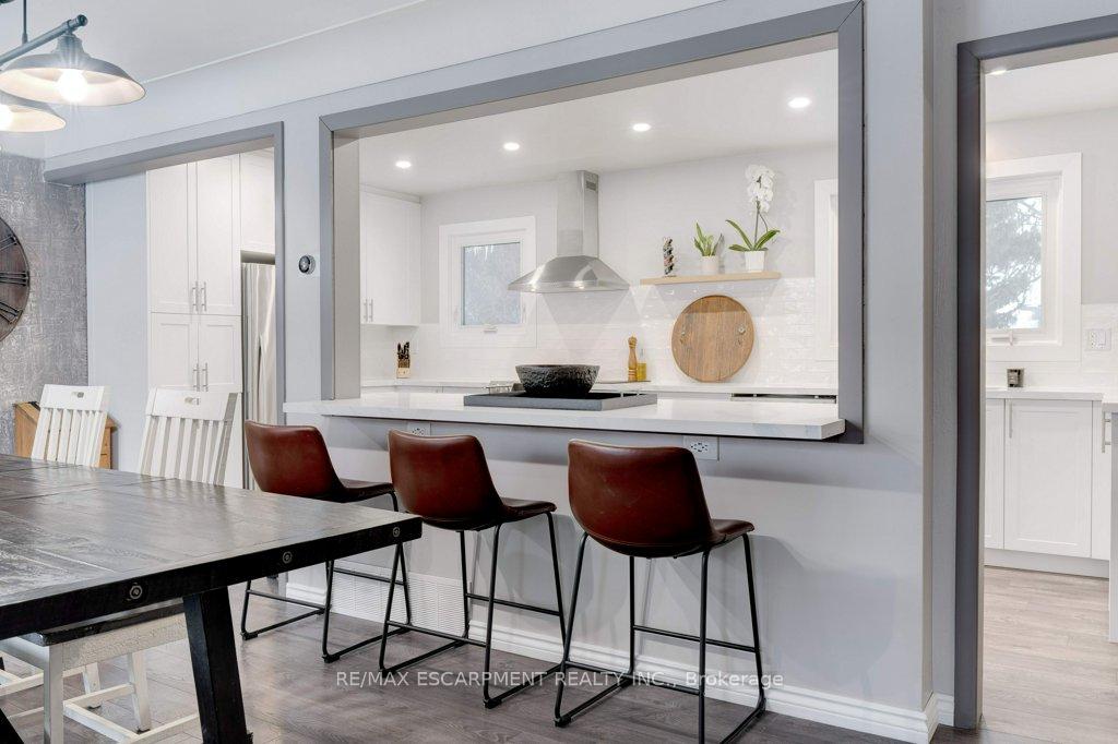 Photo 12 of 156 Columbia Drive, Hamilton, Buchanan — HOMEH