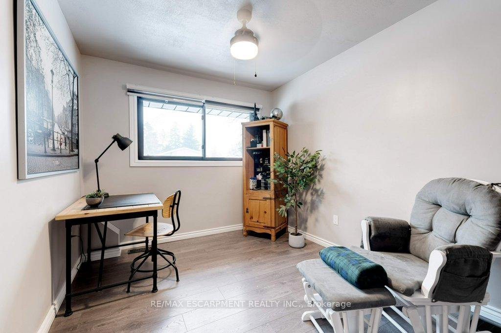 Photo 18 of 156 Columbia Drive, Hamilton, Buchanan — HOMEH