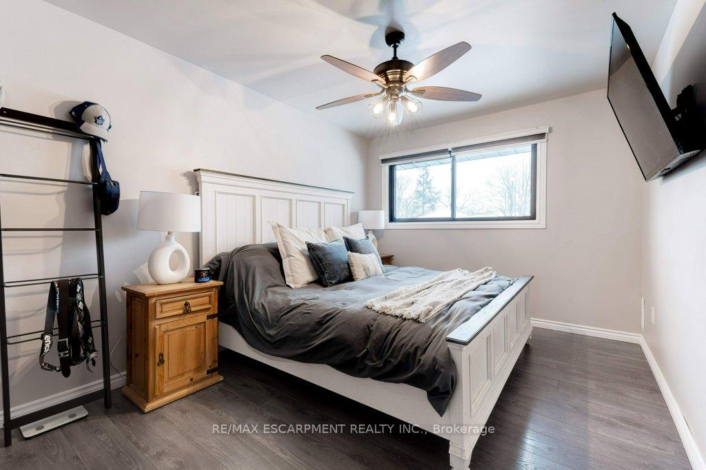 Photo 20 of 156 Columbia Drive, Hamilton, Buchanan — HOMEH
