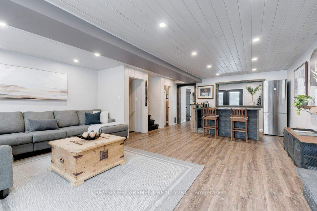 Photo 24 of 156 Columbia Drive, Hamilton, Buchanan — HOMEH