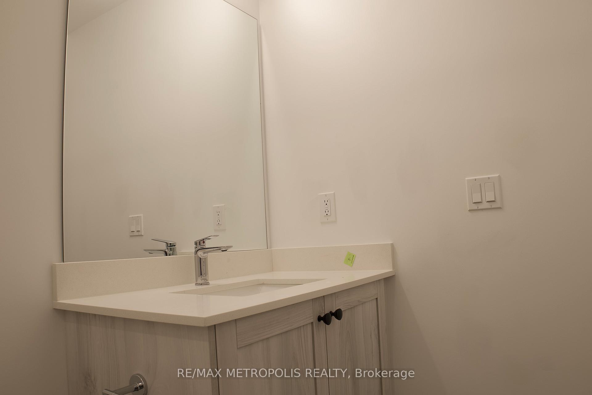 Photo 24 of Unit 309, 385 Arctic Red Drive, Oshawa, Windfields — HOMEH