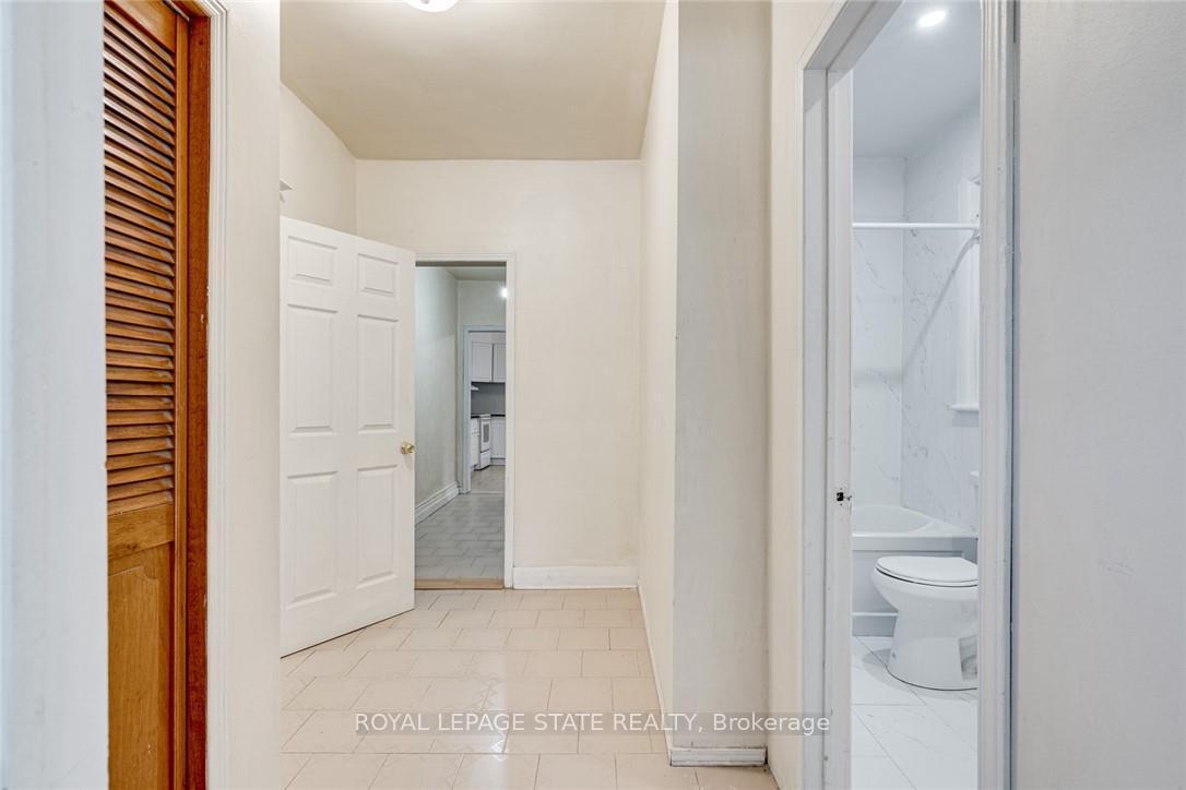 Photo 26 of 94 Wentworth Street N, Hamilton, Gibson — HOMEH