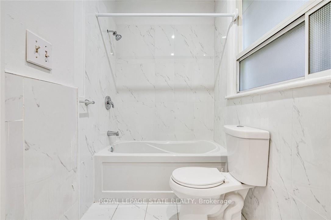 Photo 28 of 94 Wentworth Street N, Hamilton, Gibson — HOMEH