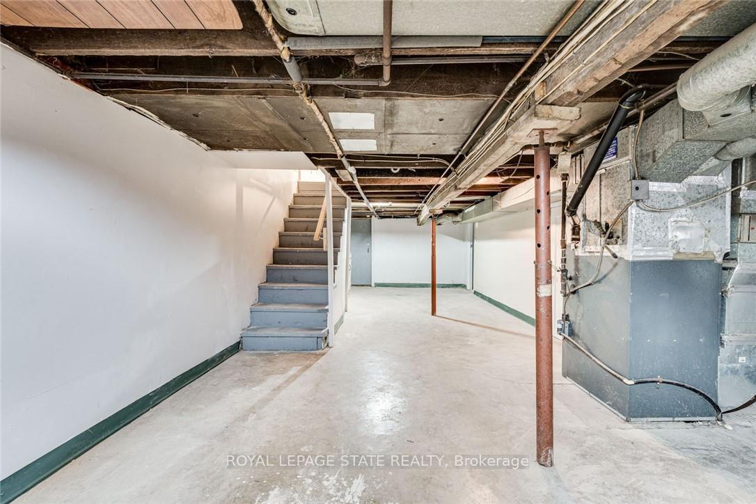 Photo 36 of 94 Wentworth Street N, Hamilton, Gibson — HOMEH