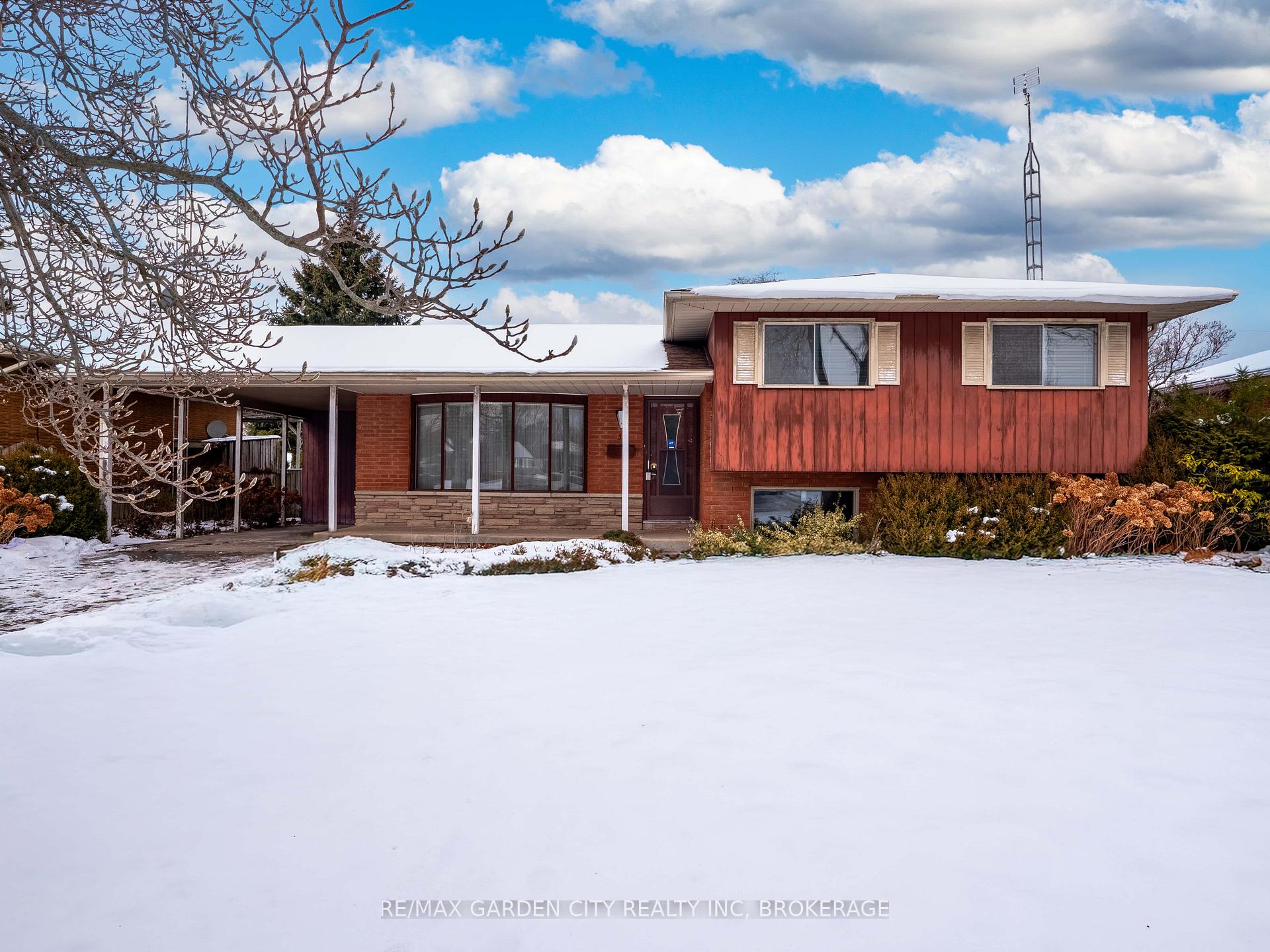 Front of 33 Strathcona Drive