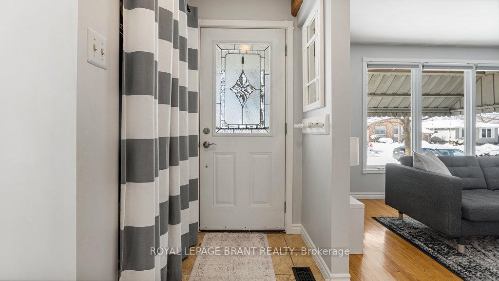 Photo 4 of 209 San Francisco Avenue, Hamilton, Mountview — HOMEH