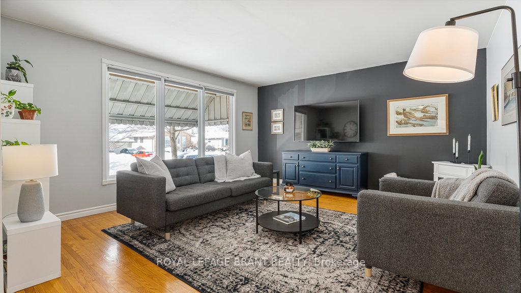 Photo 5 of 209 San Francisco Avenue, Hamilton, Mountview — HOMEH
